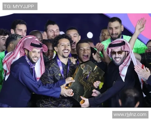 2012年法网小威与拉扎诺精彩对决回顾及交手记录分析