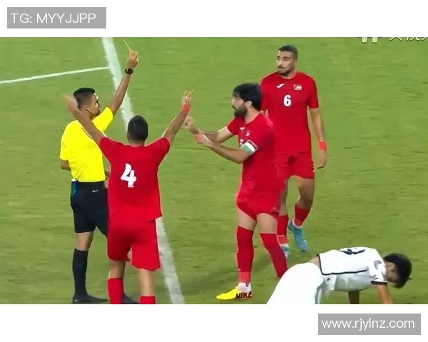 香港足球国奥队迎战巴勒斯坦国奥队争夺亚洲青年足球赛资格